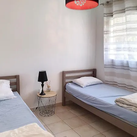 T3 1 Min De La Et Commerces D'agosta Apartmán
